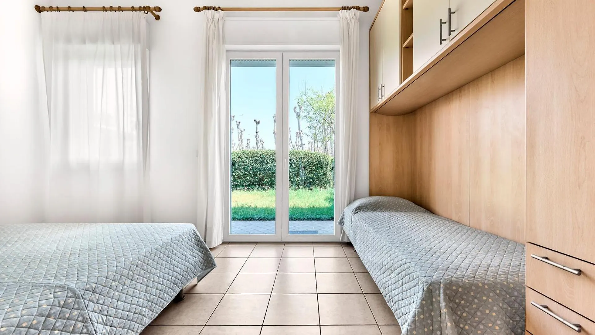 Jesolo Garden Beach House - Host Solution 0*, Lido di Jesolo