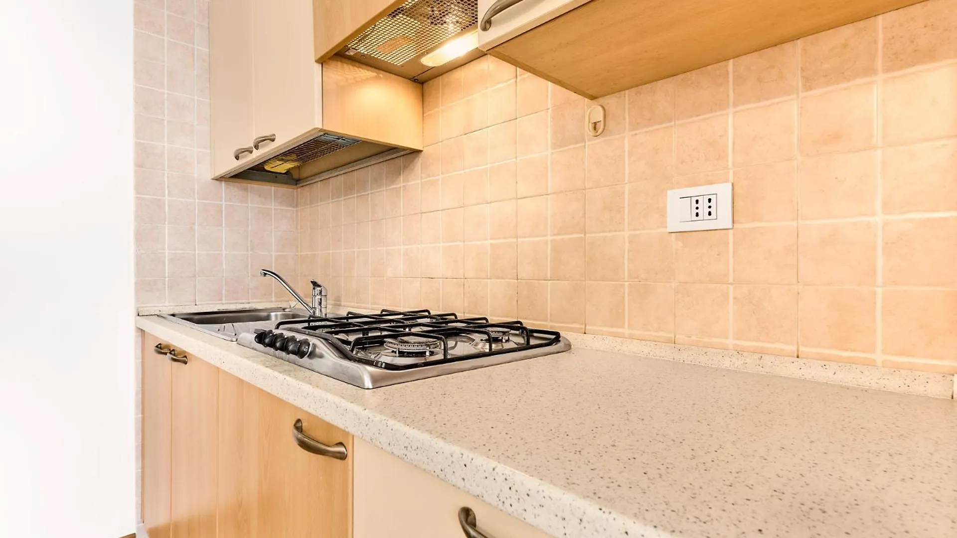 Jesolo Garden Beach House - Host Solution 0*, Lido di Jesolo Italy