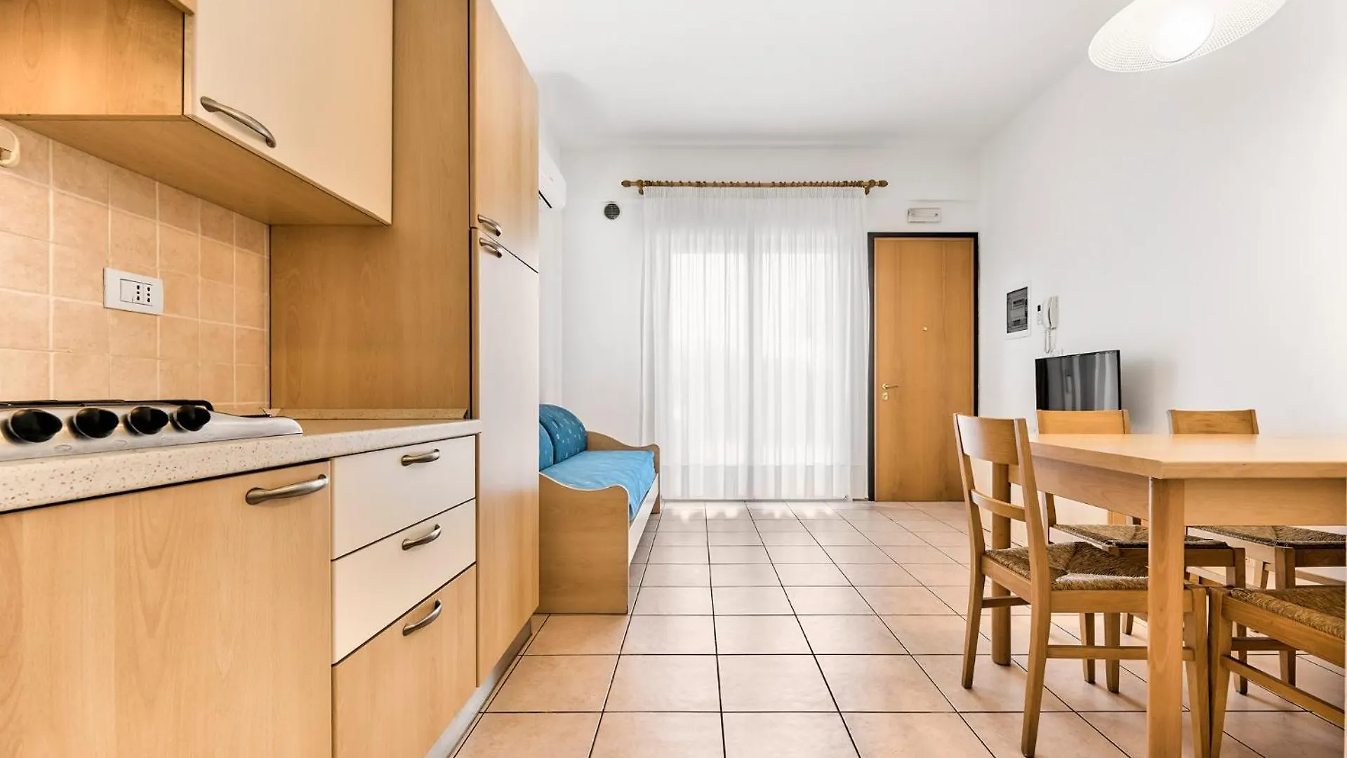 Jesolo Garden Beach House - Host Solution 0*, Lido di Jesolo